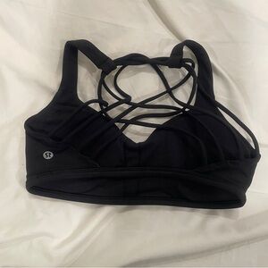 Lululemon black free to be bra
